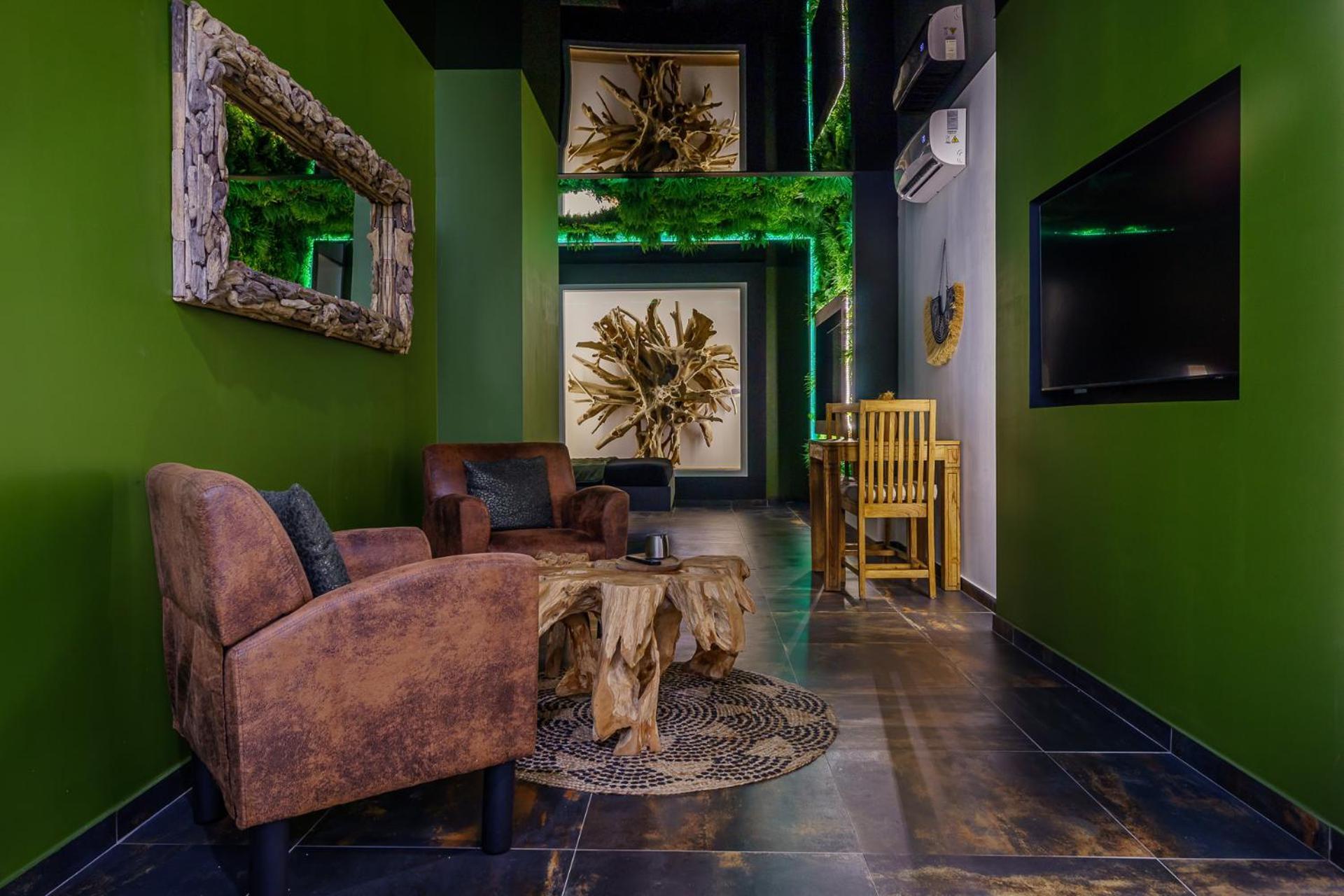 Love Room Evasion Duo Marseille Bilik gambar