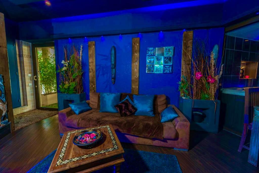 Love Room Evasion Duo Marseille Bilik gambar